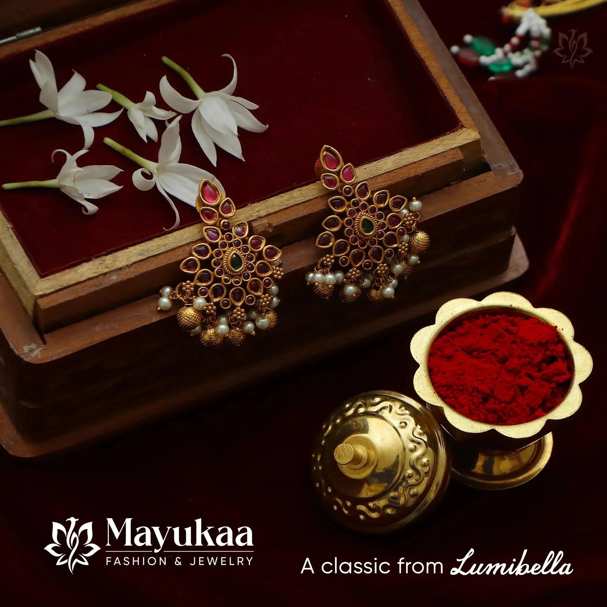 Antique Jewellery With Kemp Embellishment