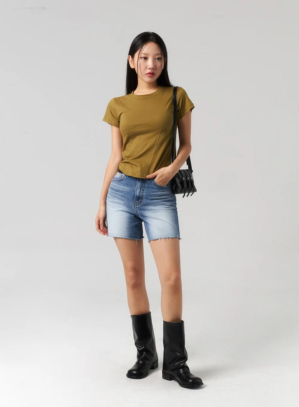 Mid-Wash Denim Shorts CU328